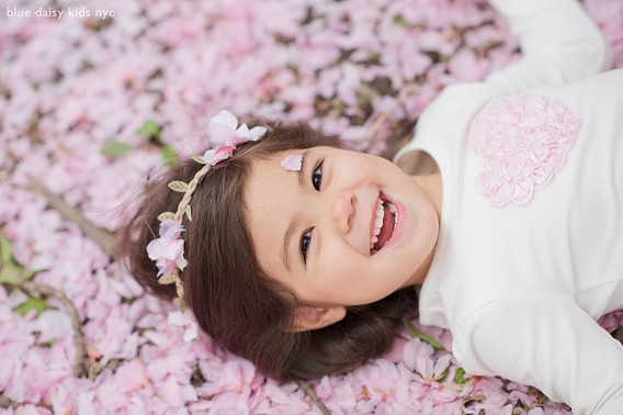 004-cherry-blossom-portrait(pp_w568_h378)